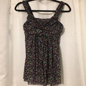 💕Express Ruffled Floral Print Top